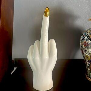 Z gallerie Finger hand Statue 😆 🖕